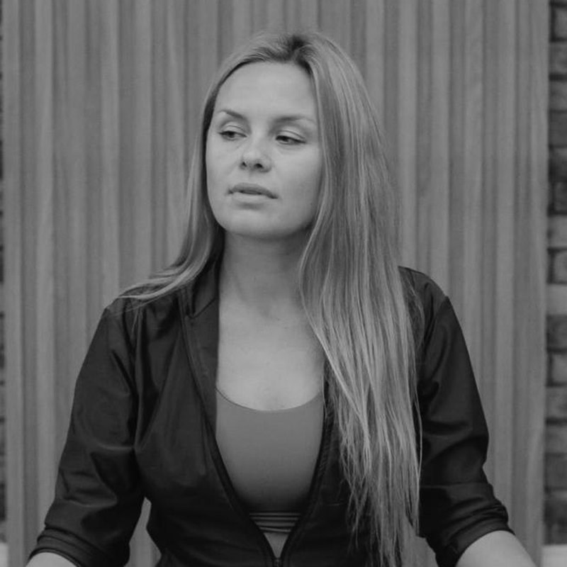 Karina Mari, breathwork facilitator and somatic-energetic therapist